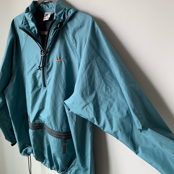 Nike Windbreaker - Picture 9 of 9